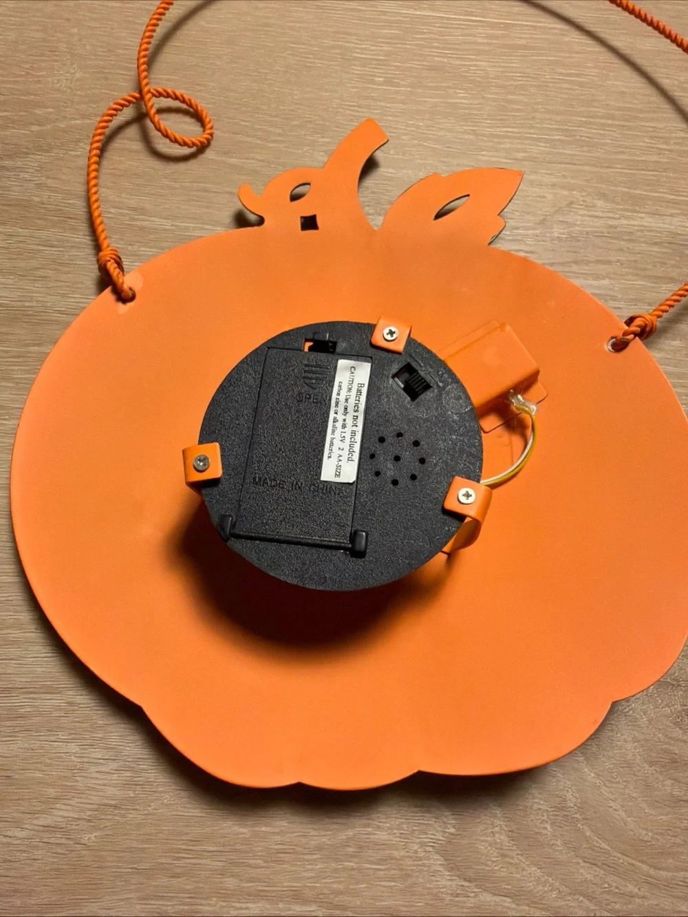Metal Light Sound Motion Sensor Hanging Orange Halloween Jack O Lantern Pumpkin